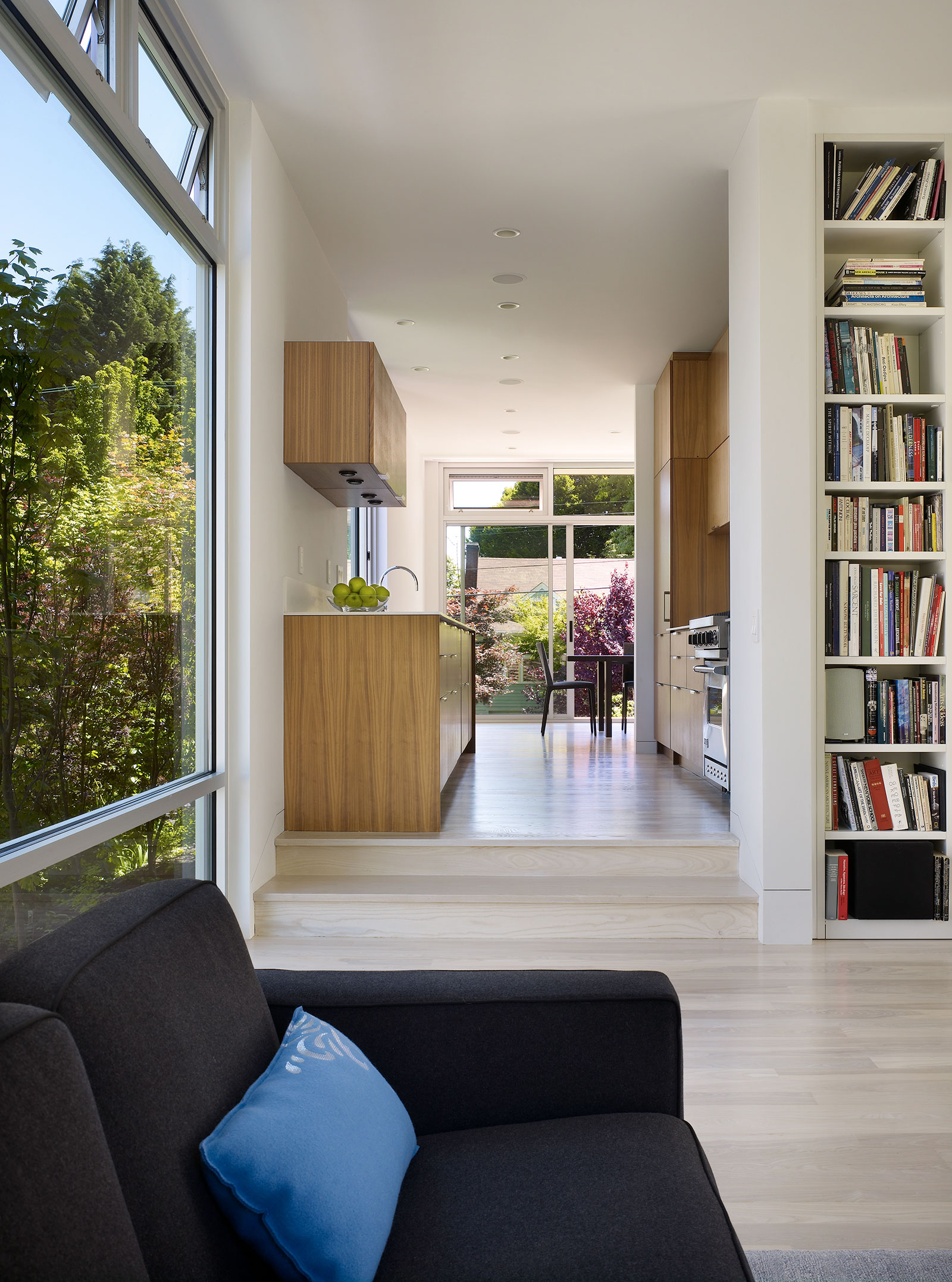 Sheri Olson Architecture - Queen Anne Minimalist - Seattle Residential Architect